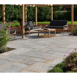 Pavestone Nat Sandstone Light Grey Calibrated 20.7M2/Pk Laid